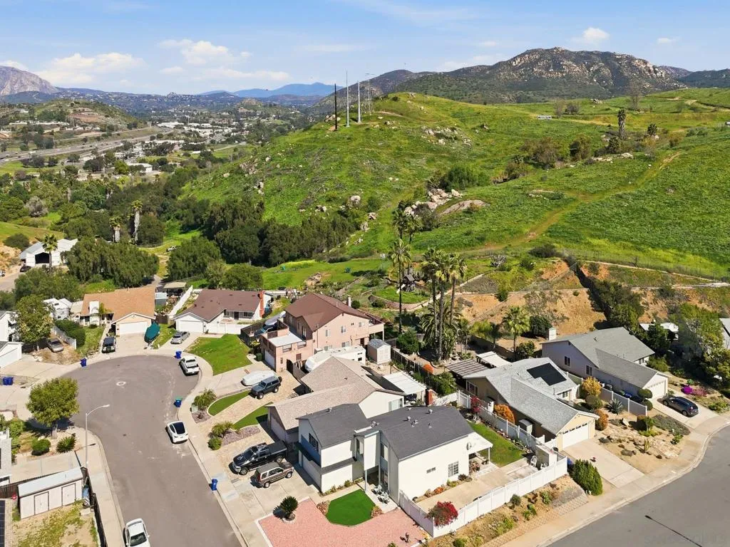 13849 Gorrion Ct, El Cajon, California 92021 home-pic-19