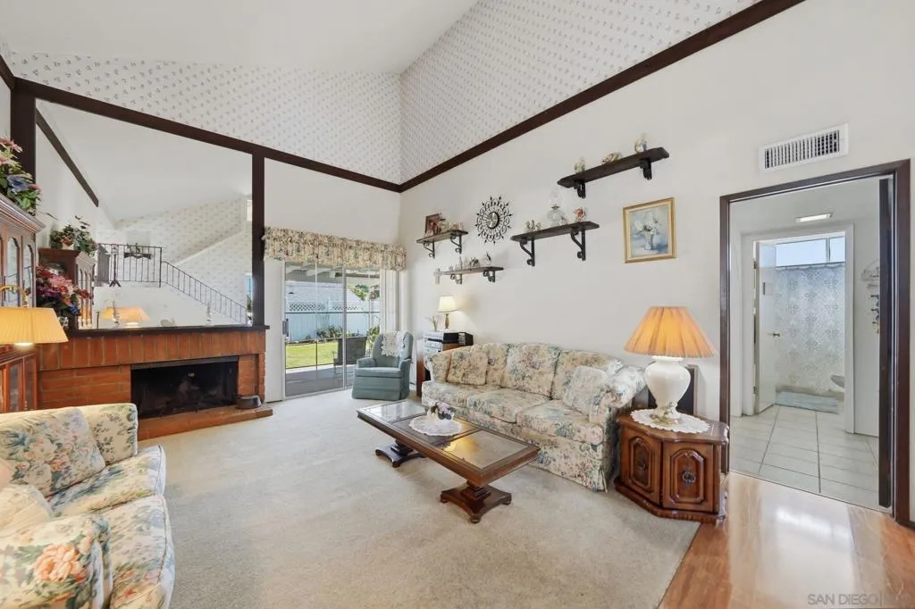 13849 Gorrion Ct, El Cajon, California 92021 home-pic-2