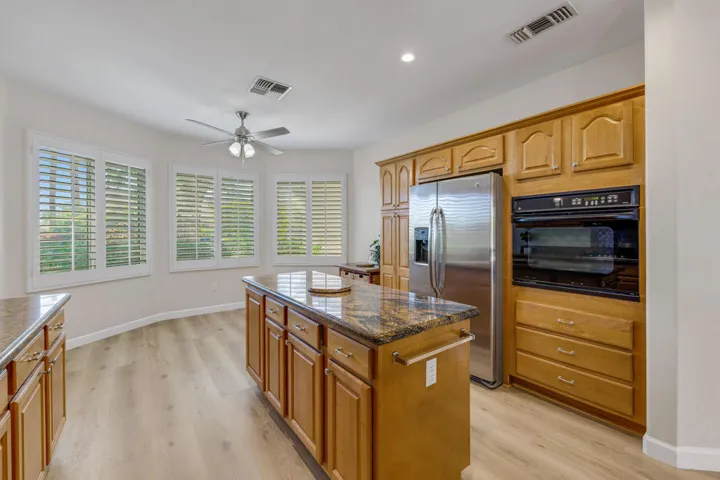 11 KITCHEN