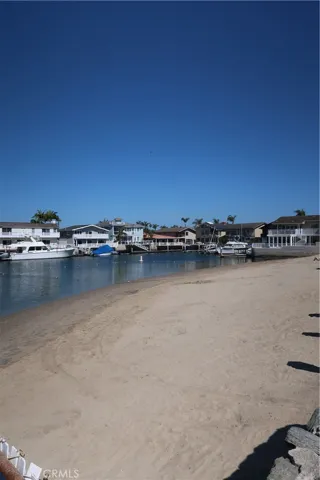 16802 Kamalii, Huntington Beach, California 92649