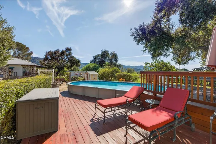 39-web-or-mls-UpmarketMedia-12471Sis-049