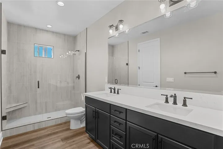 Master Suite Bathroom