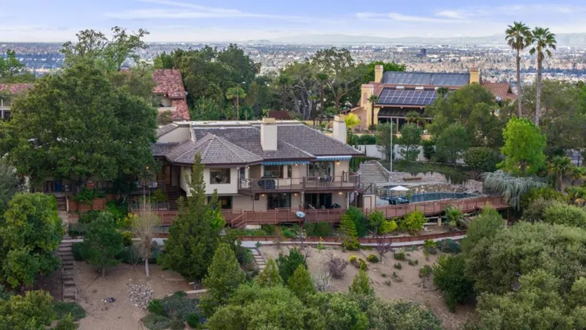 530 Santa Rosa Drive, Los Gatos, California 95032