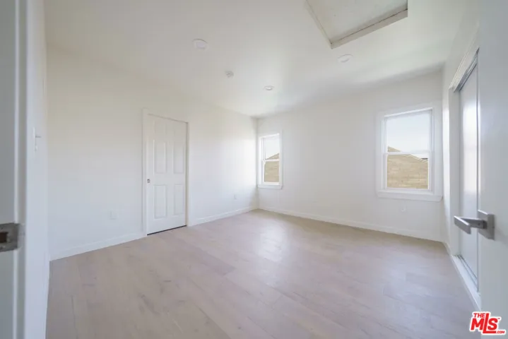 2896 W 14th Street, Los Angeles, California 90006