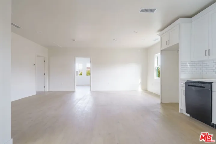 2896 W 14th Street, Los Angeles, California 90006