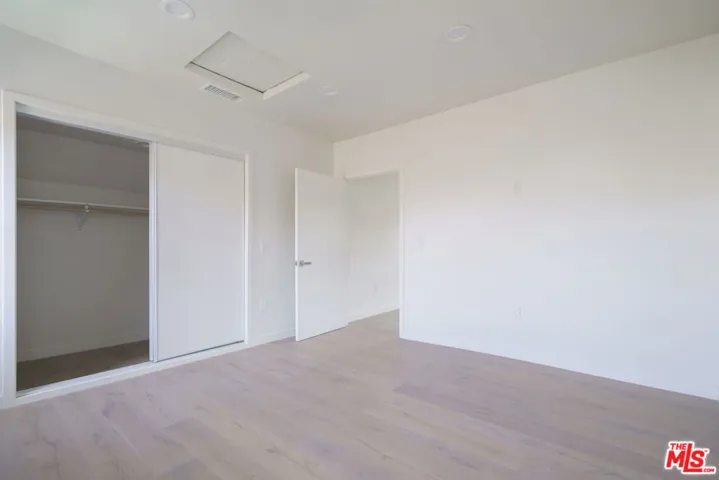 2896 W 14th Street, Los Angeles, California 90006