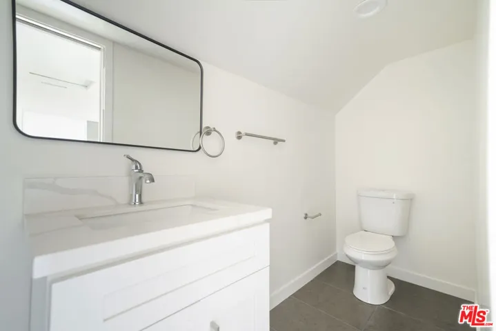 2896 W 14th Street, Los Angeles, California 90006