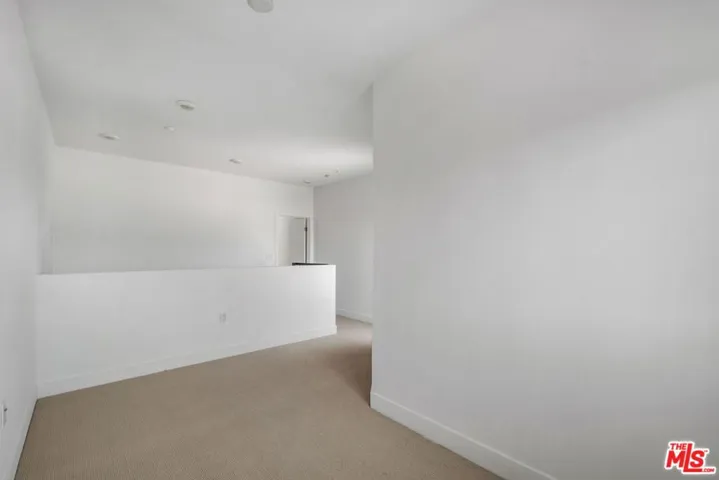 Loft Area- Den/Office