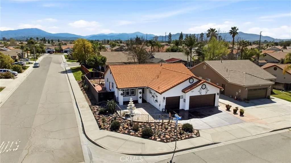 1853 Rue Chablis, San Jacinto, California 92583 home-pic-26