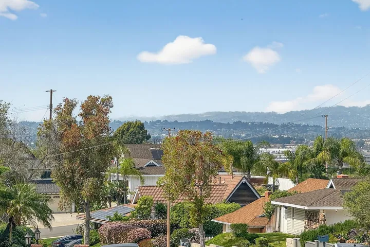 Peaceful city light views