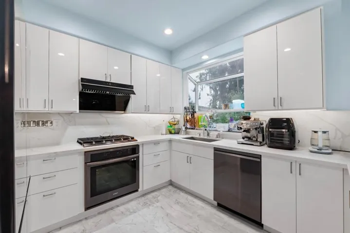 708 Raineer Court, San Leandro, California 94577 — photo 5