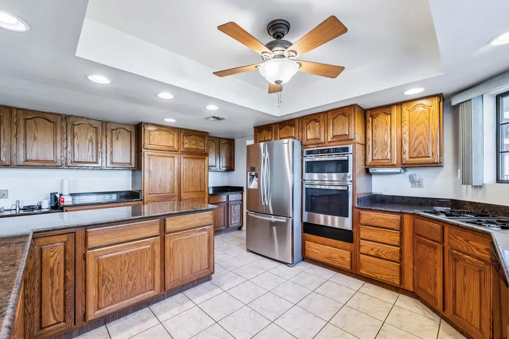 204 Fairway Dr, Needles, CA-18