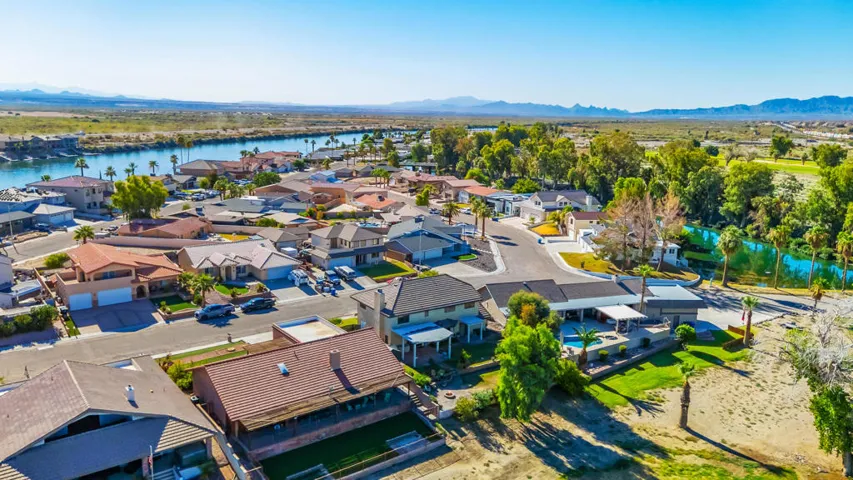 204 Fairway Dr, Needles, CA-83