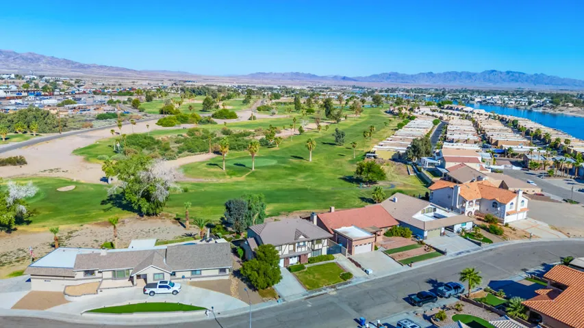 drone view front/golf course