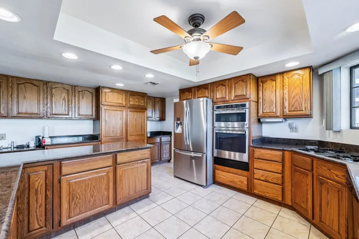 204 Fairway Dr, Needles, CA-18