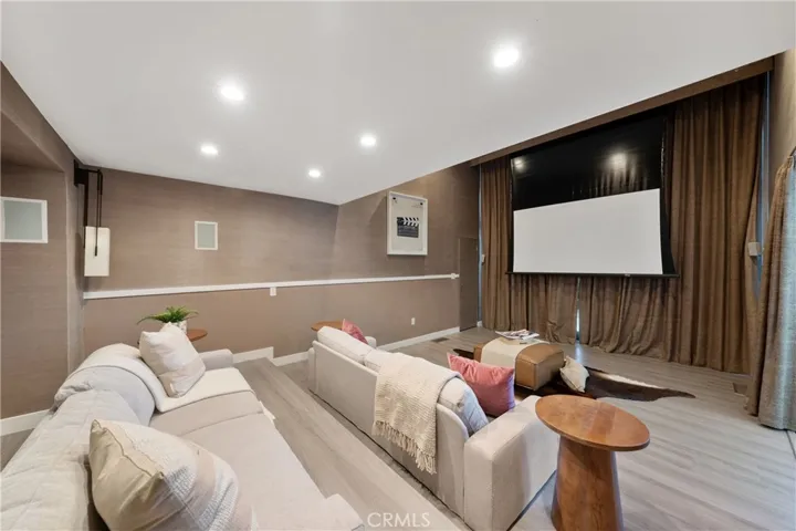 9653 Oak Pass, Beverly Hills, California 90210
