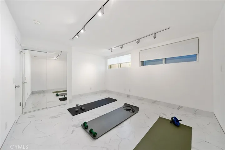 9653 Oak Pass, Beverly Hills, California 90210