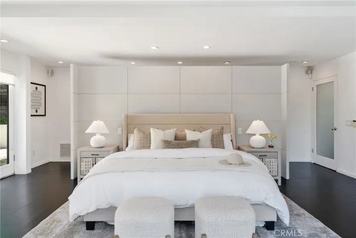 9653 Oak Pass, Beverly Hills, California 90210
