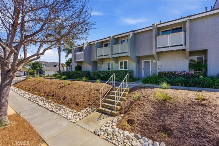 8276 Constantine Drive, Huntington Beach, California 92646