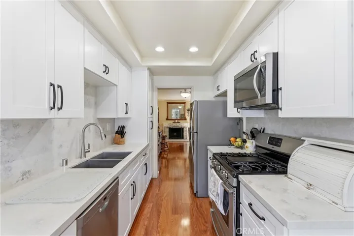 8276 Constantine Drive, Huntington Beach, California 92646