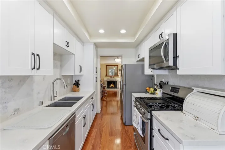 8276 Constantine Drive, Huntington Beach, California 92646