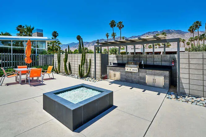 100 N Cerritos Dr Unit 1 Palm-small-054-