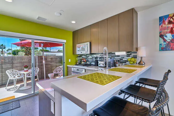 100 N Cerritos Dr Unit 1 Palm-small-018-