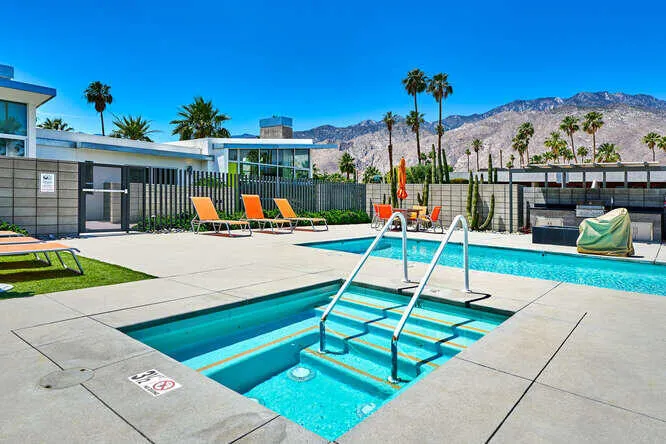 100 N Cerritos Dr Unit 1 Palm-small-051-