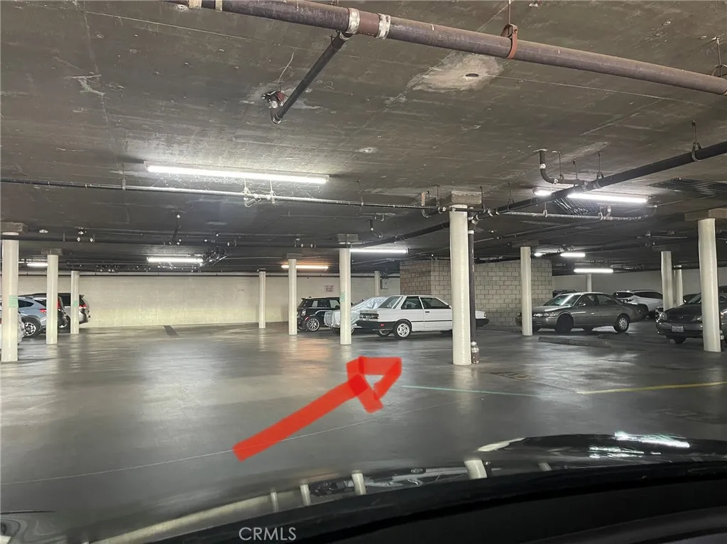 Garage with 2 reserved cars
