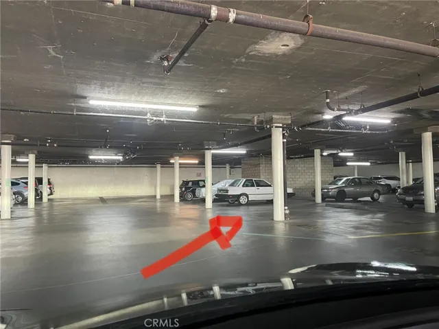 Garage with 2 reserved cars

