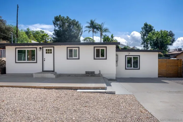 Main Home 3 bedroom/2 bath