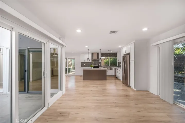6222 Wynne, Tarzana, California 91335