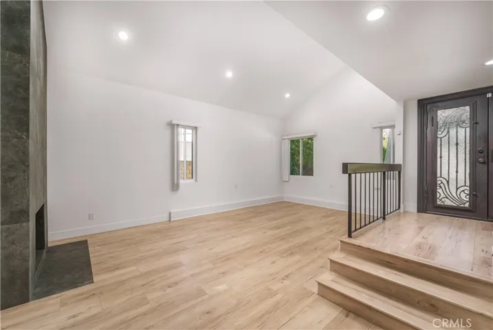 6222 Wynne, Tarzana, California 91335