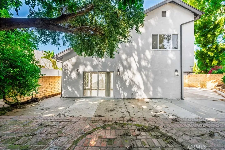 6222 Wynne, Tarzana, California 91335