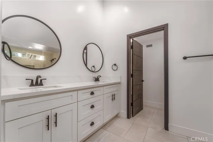 6222 Wynne, Tarzana, California 91335