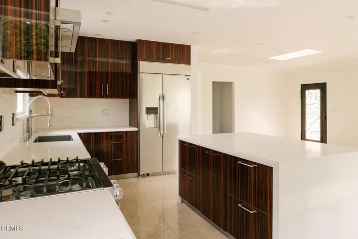 026DAMORE_2506 Weston