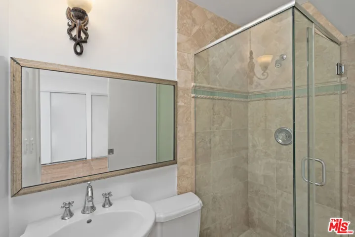 Guest House Bathroom