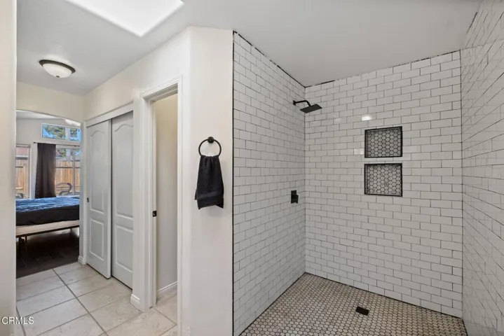 28-web-or-mls-9116-chattaroy-st