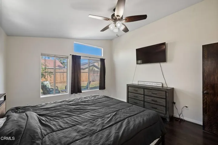 21-web-or-mls-9116-chattaroy-st