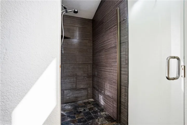 TILED SHOWER PRIMARY