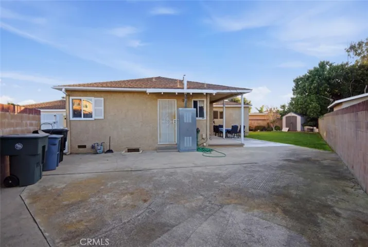 Side view of home towards rear yard
