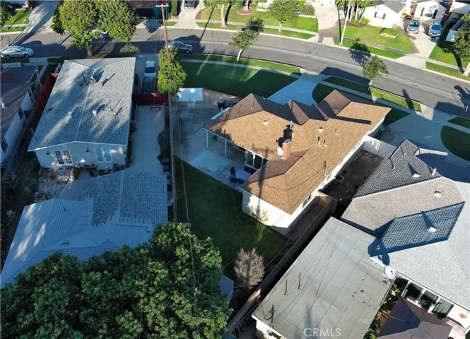 Overhead picture (home in middle)