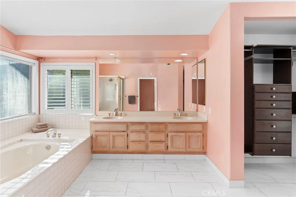 Primary Ensuite Bathroom