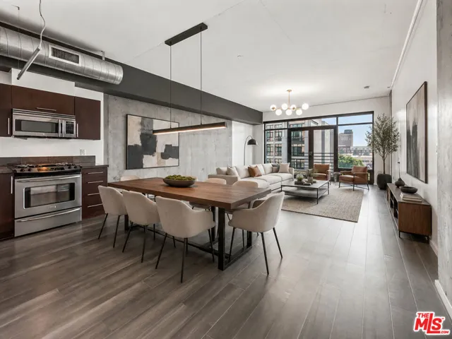 1111 S Grand Avenue 716, Los Angeles, California 90015