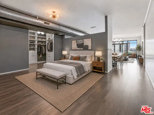 1111 S Grand Avenue 716, Los Angeles, California 90015