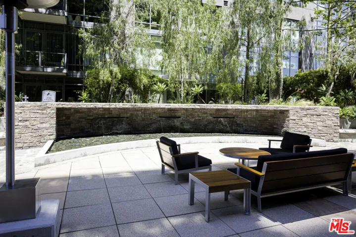 1111 S Grand Avenue 716, Los Angeles, California 90015