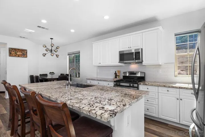 309 Ione Way, El Cajon, California 92020