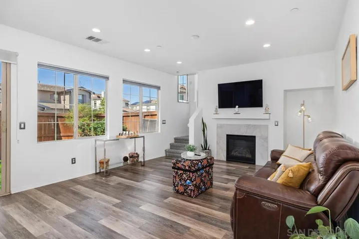 309 Ione Way, El Cajon, California 92020