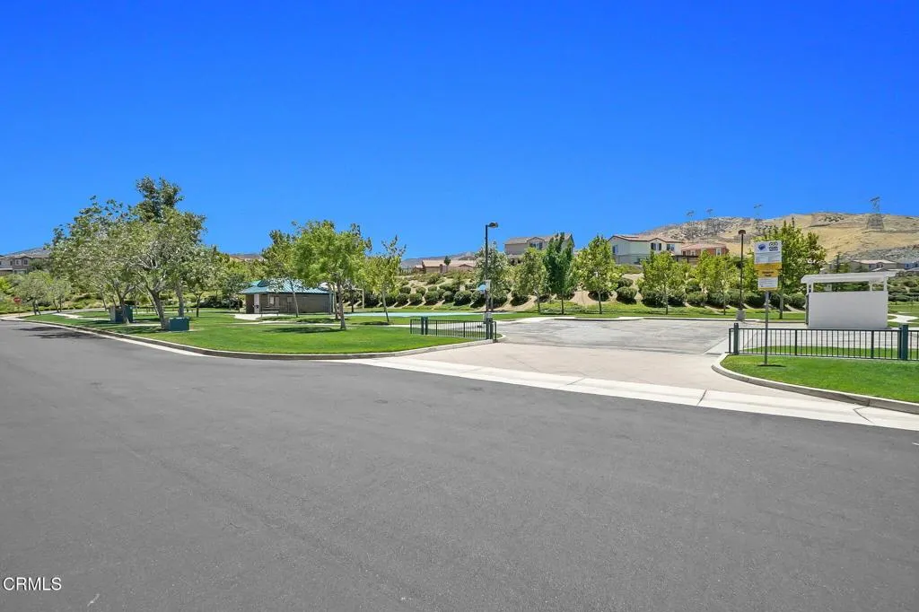 44-web-or-mls-PropertyGraphy.com (44)