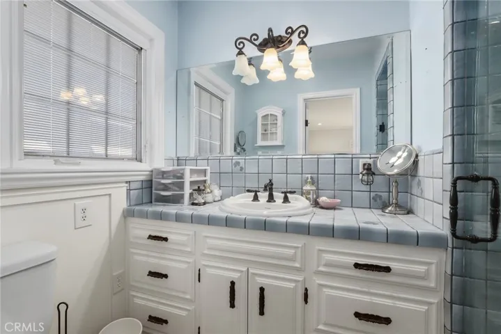 8362 Lubec, Downey, California 90240